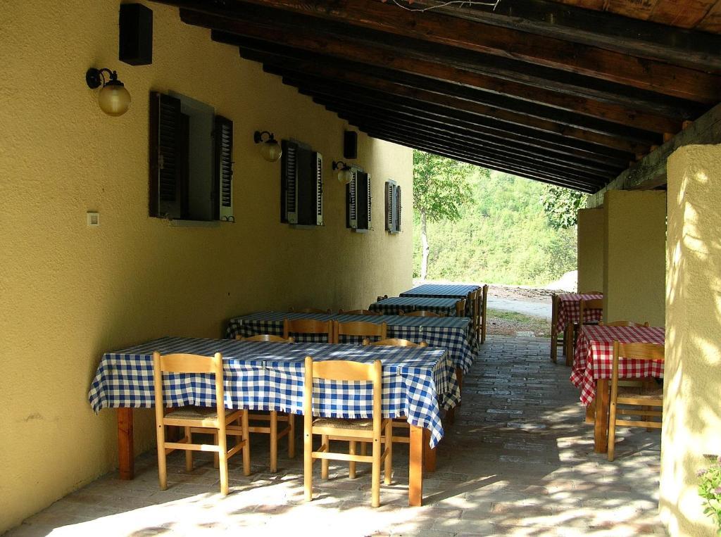 Agriturismo Orsaiola Urbania Eksteriør bilde